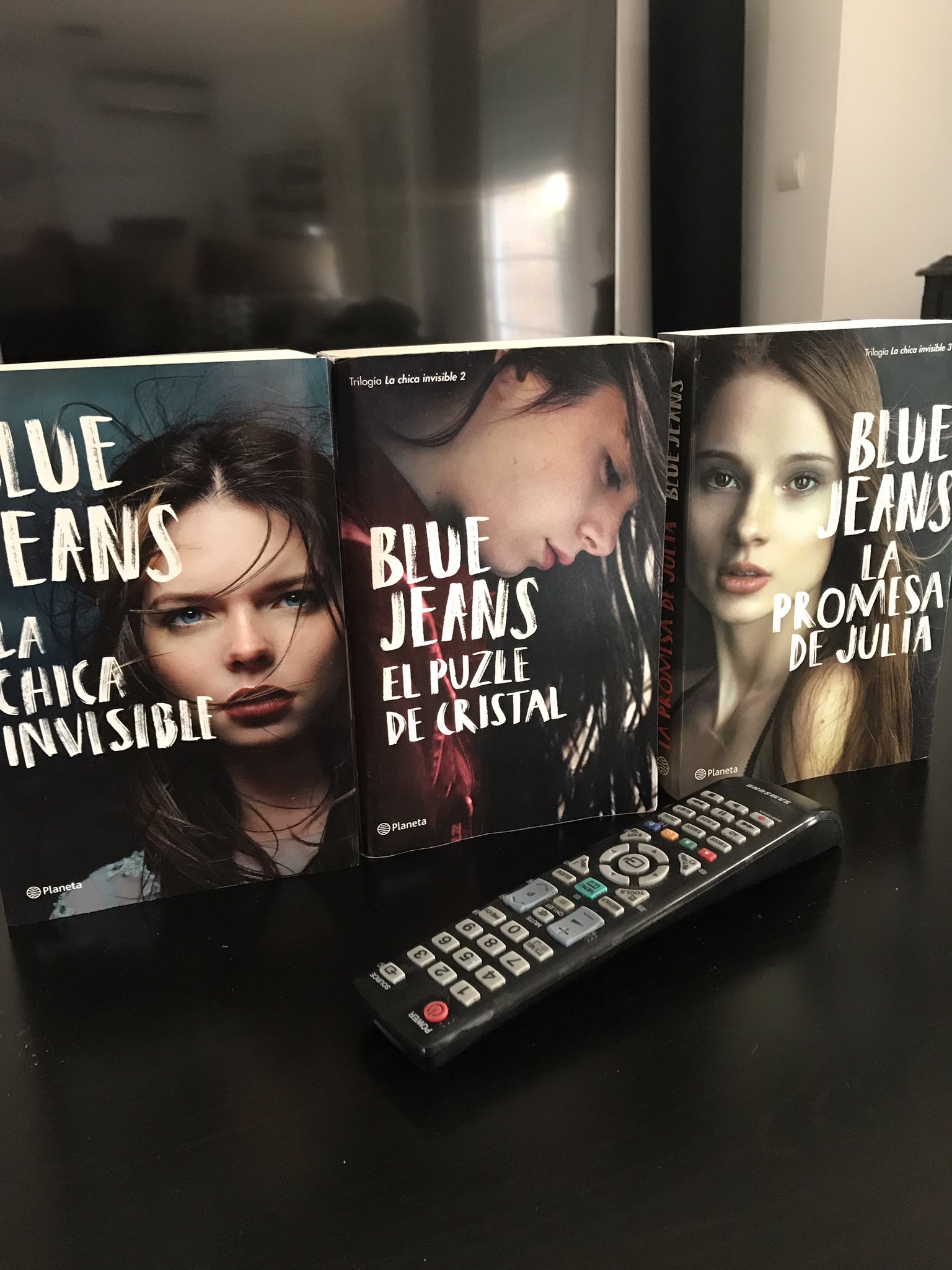 Trilogía La chica invisible